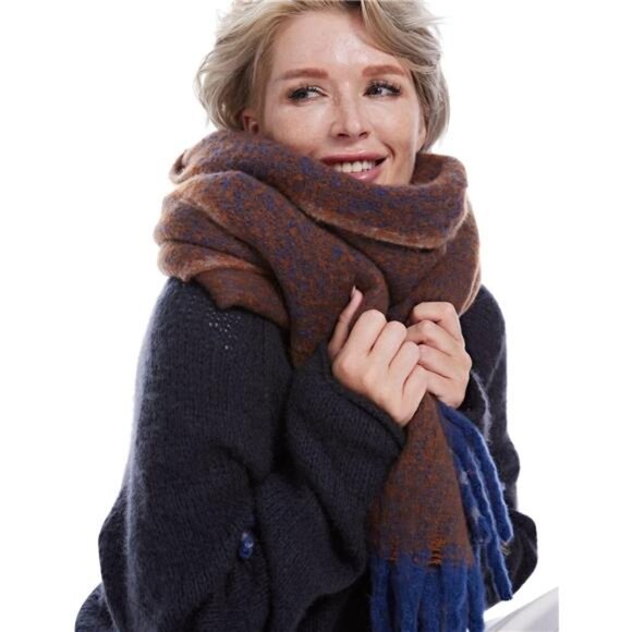 Chunky Scarf Fluffy Warps for Women Camel Blue - Picture 5 of 7